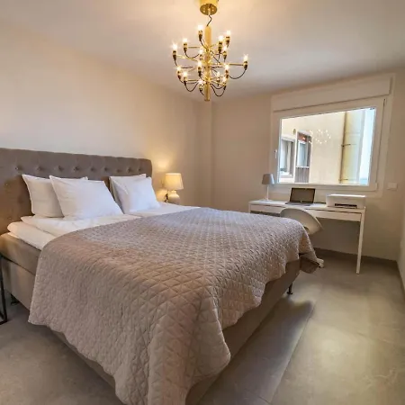 Frontline Sea Views - Pool - Center טורבייחה