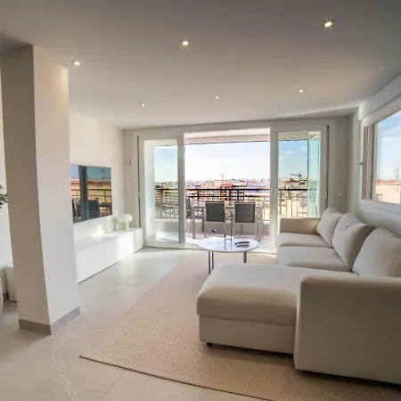 Frontline Sea Views - Pool - Center * טורבייחה