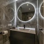 Frontline Sea Views - Pool - Center *